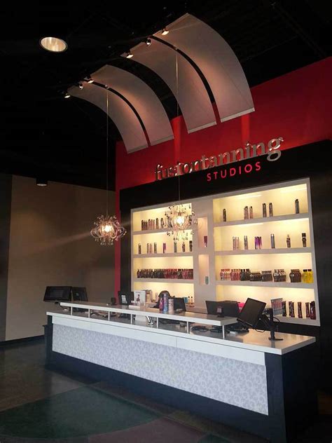 fusion tanning & beauty studio .